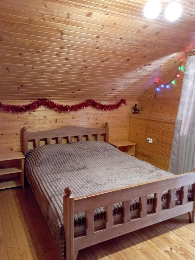 Holiday Home Melodiya Karpat Яремче Екстер'єр фото