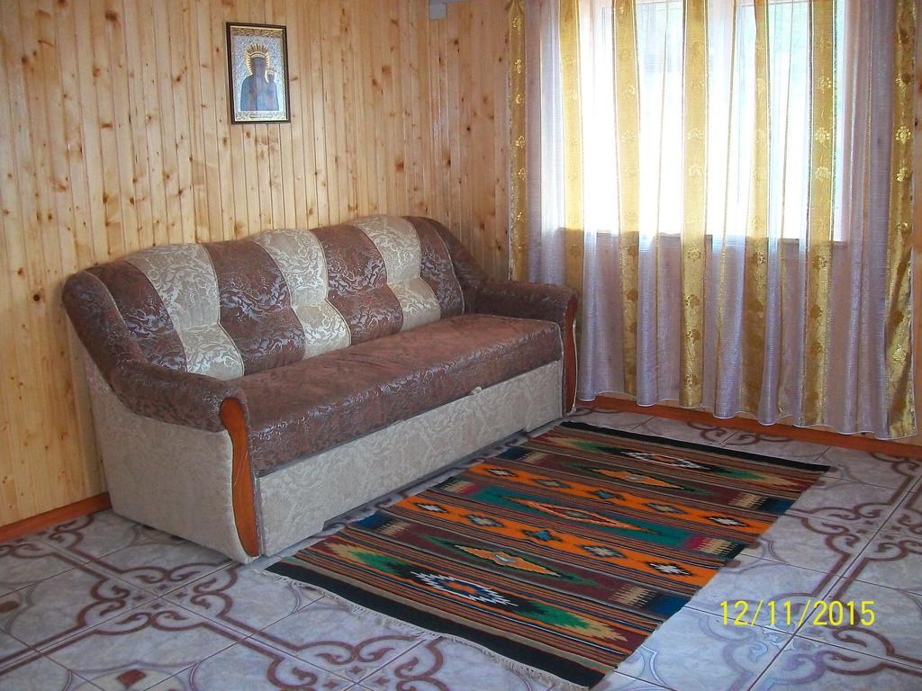 Holiday Home Melodiya Karpat Яремче Екстер'єр фото