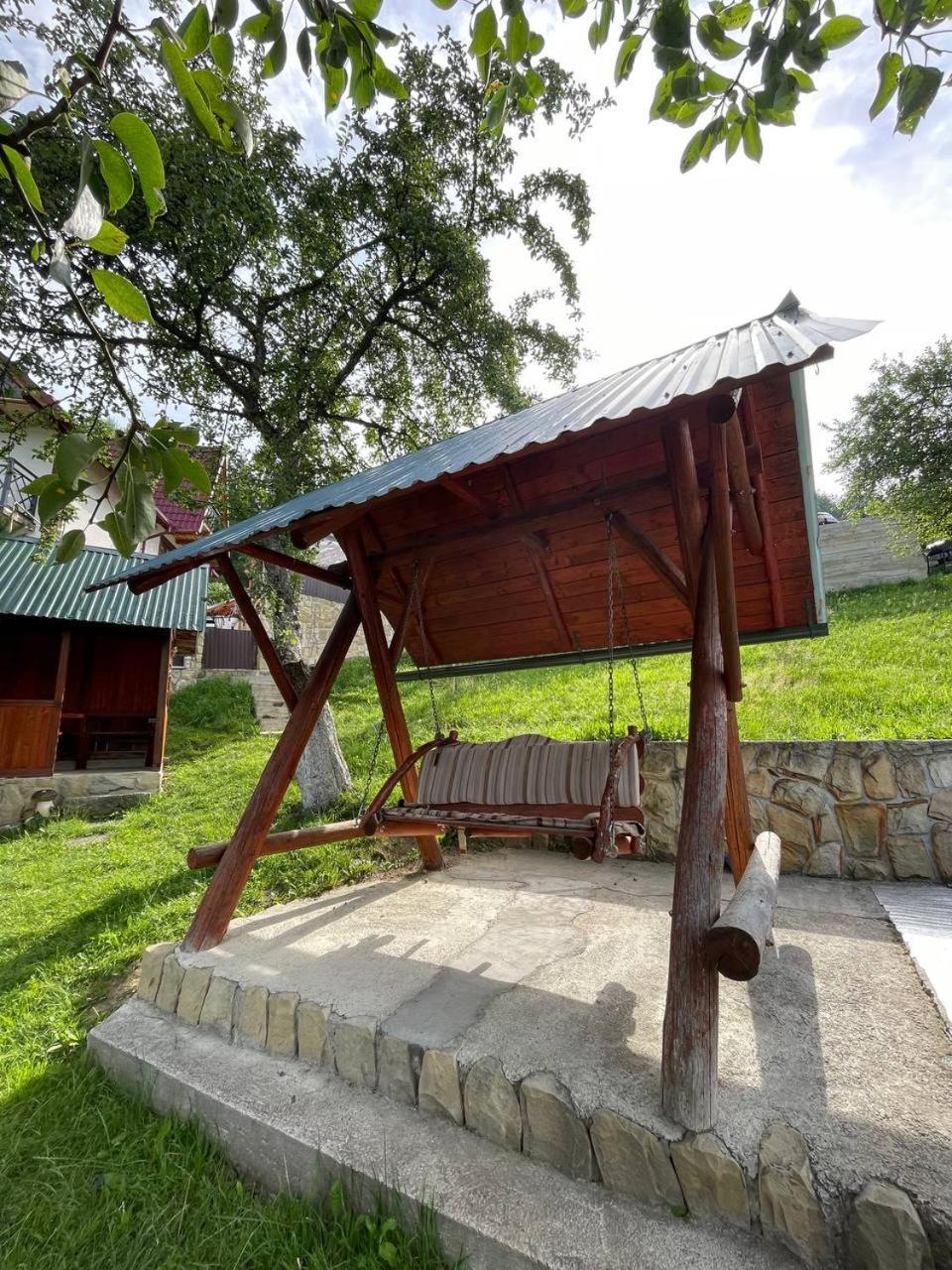Holiday Home Melodiya Karpat Яремче Екстер'єр фото